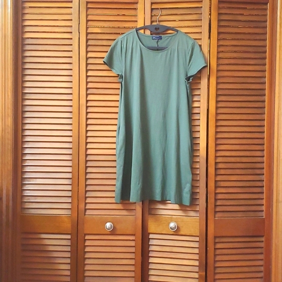 GAP Dresses & Skirts - Gap petite t-shirt dress